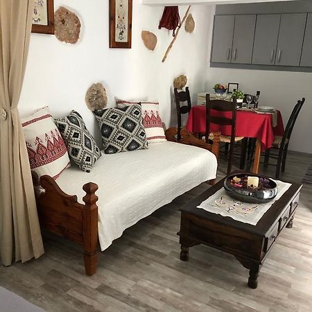 Little Cottage เอเธนส์ ภายนอก รูปภาพ