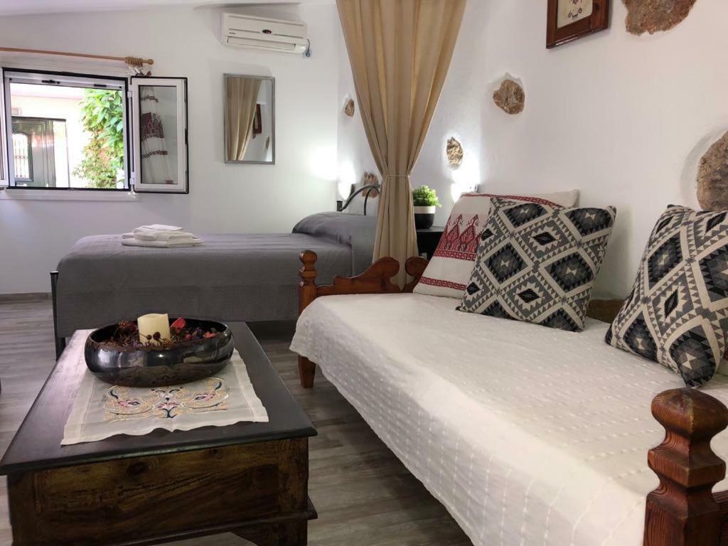 Little Cottage เอเธนส์ ภายนอก รูปภาพ