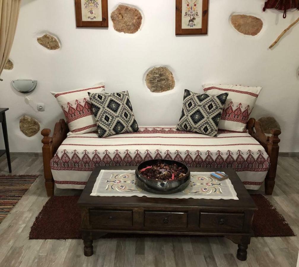 Little Cottage เอเธนส์ ภายนอก รูปภาพ